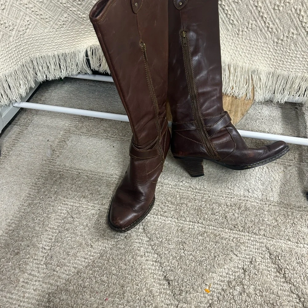 Born Rich Brown Leather Heeled Boots - Picture 3 of 4